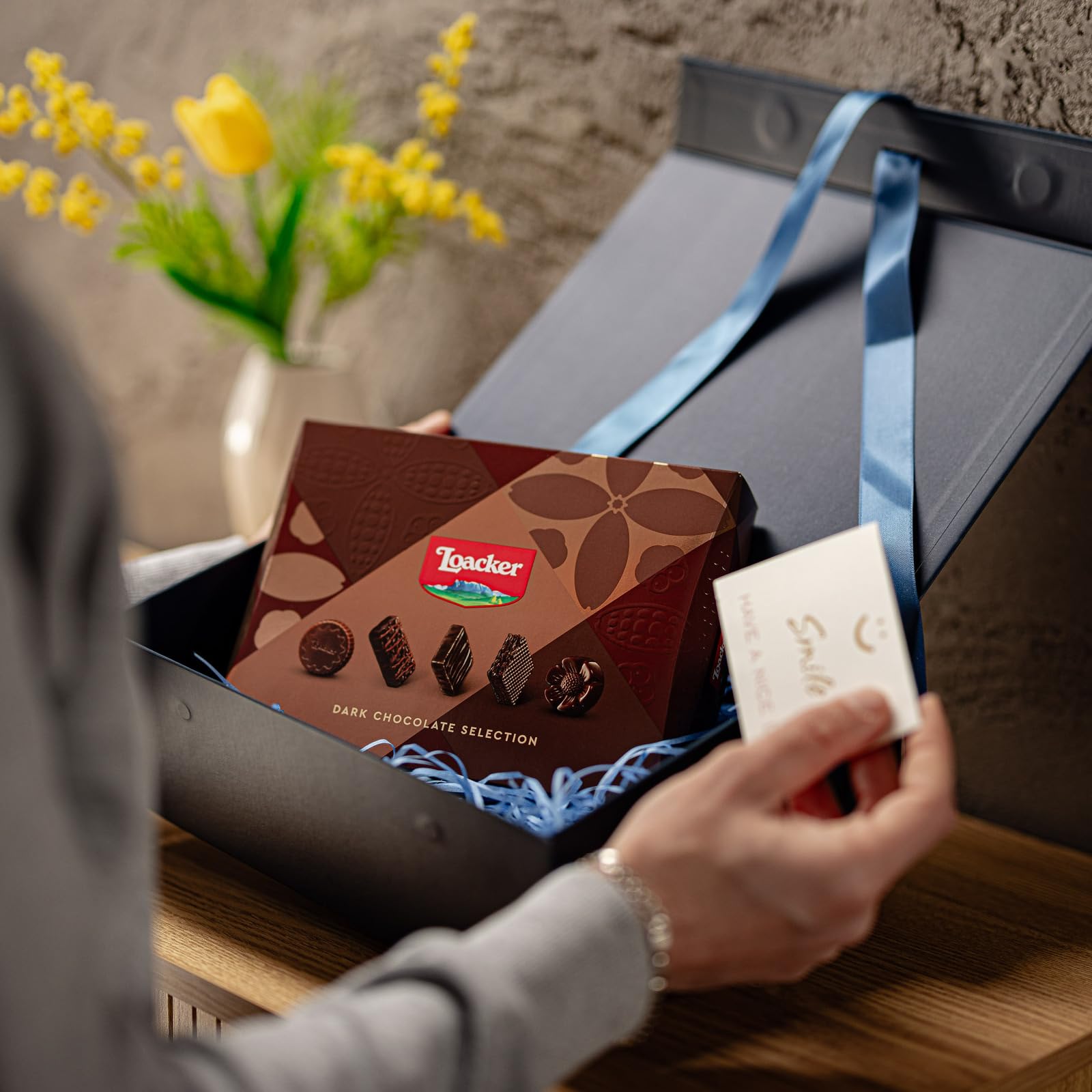 loacker-dark-chocolate-selection-18pz-173-5-g image 7