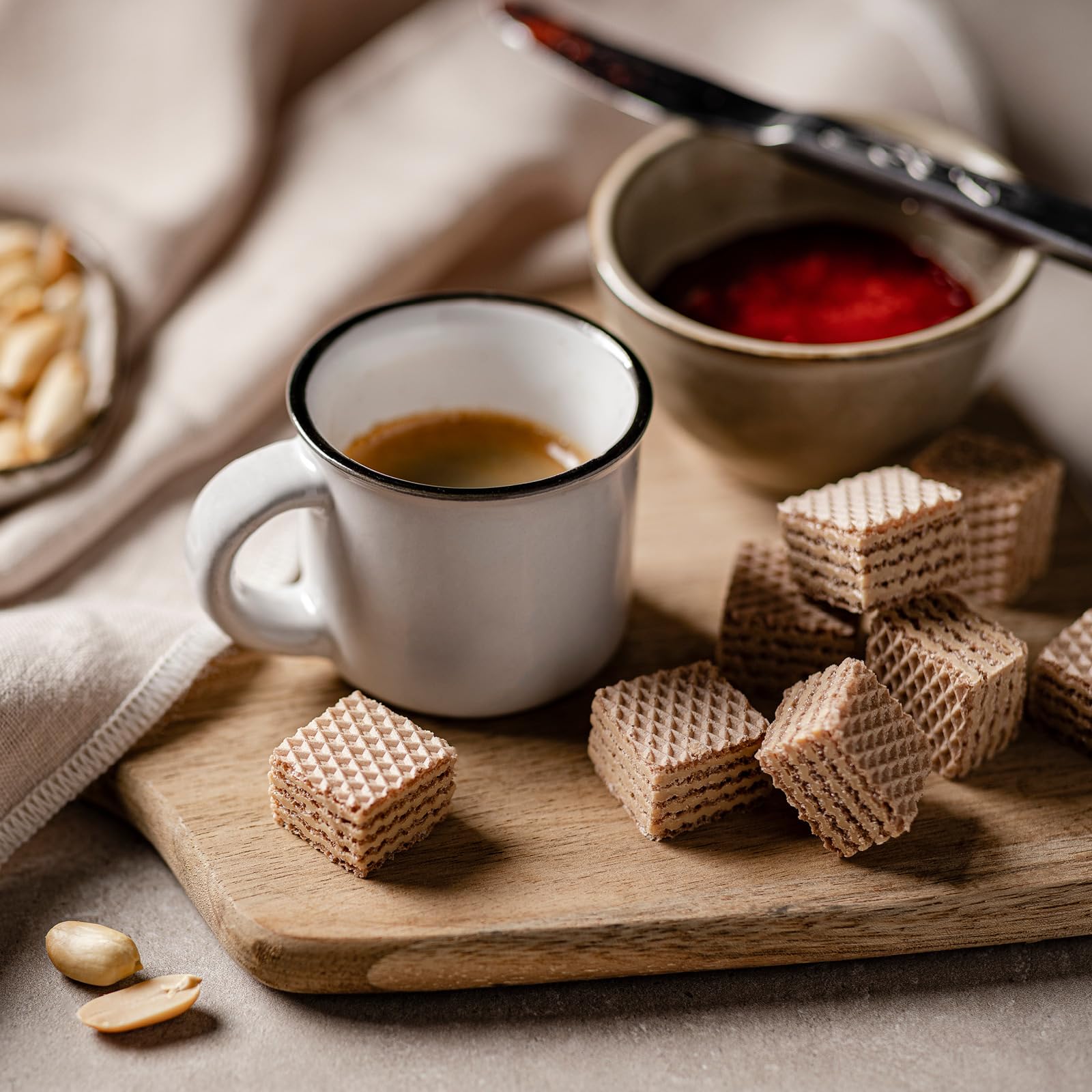 loacker-quadratini-peanut-butter-wafer-250-g image 6