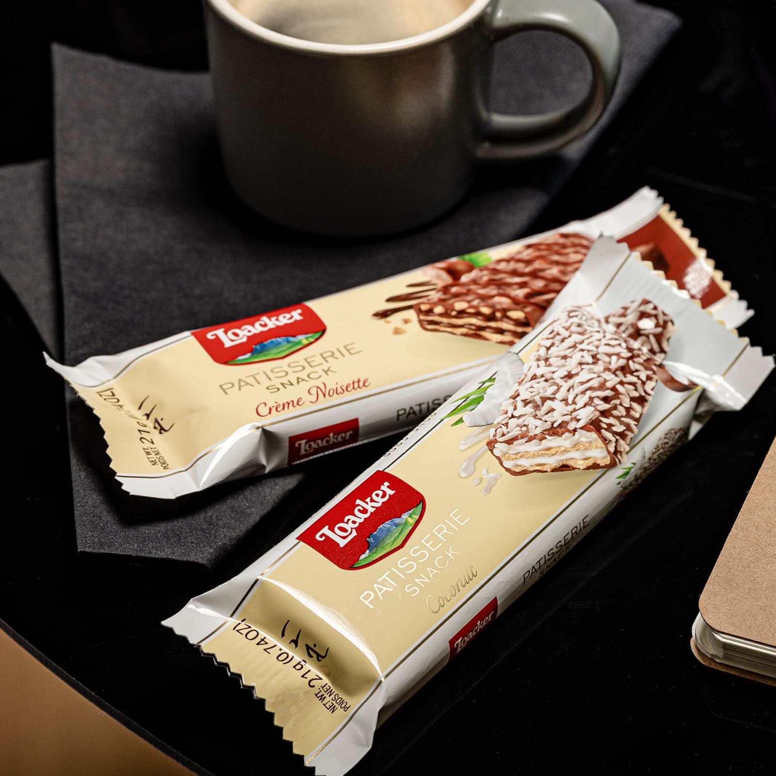 loacker-patisserie-snack-coconut-wafer-con-crema-al-cocco-e-cioccolato-24-monopo image 6