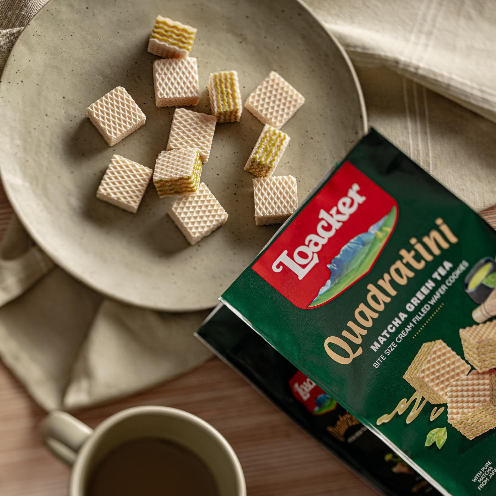 loacker-quadratini-matcha-green-tea-wafer-220g image 4