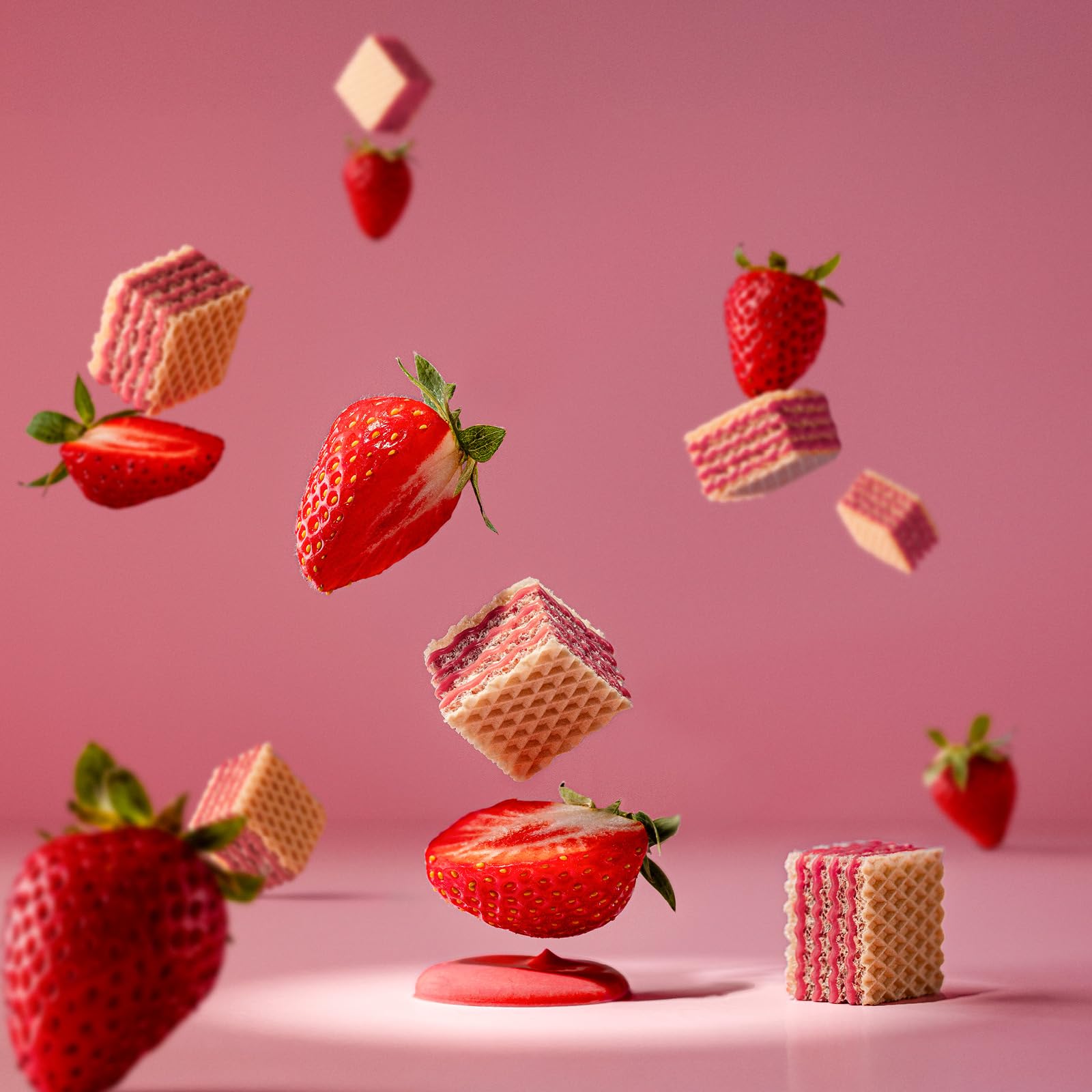loacker-quadratini-fragola-wafer-con-crema-alla-fragola-confezione-250g image 3