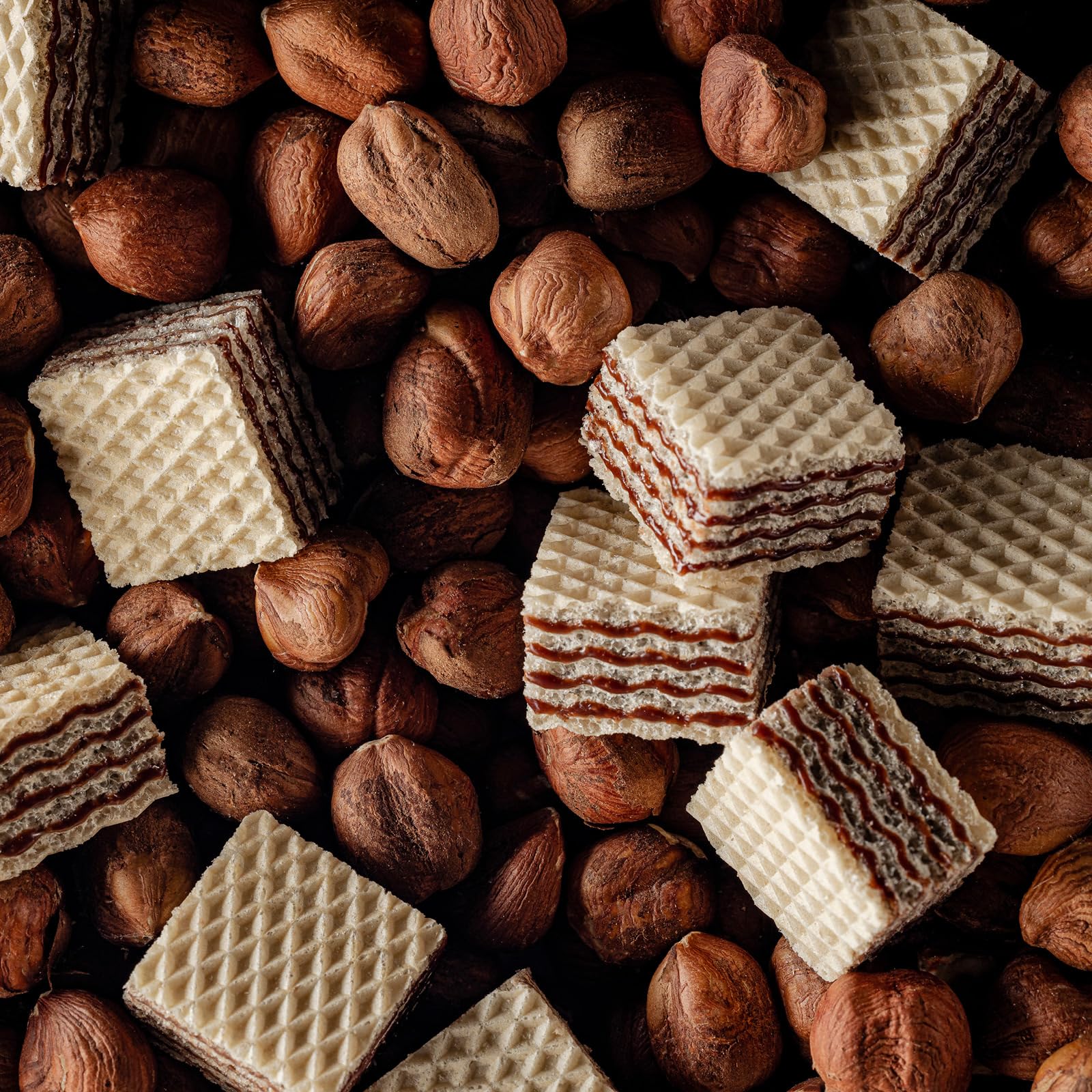 loacker-quadratini-napolitaner-wafer-nocciole-250-g image 7