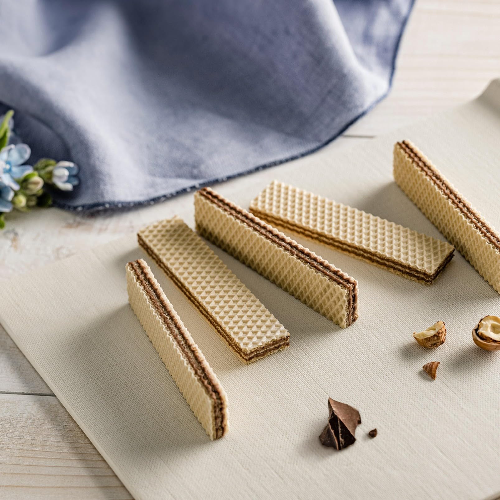 loacker-classic-napolitaner-wafer-nocciole-175-g image 7